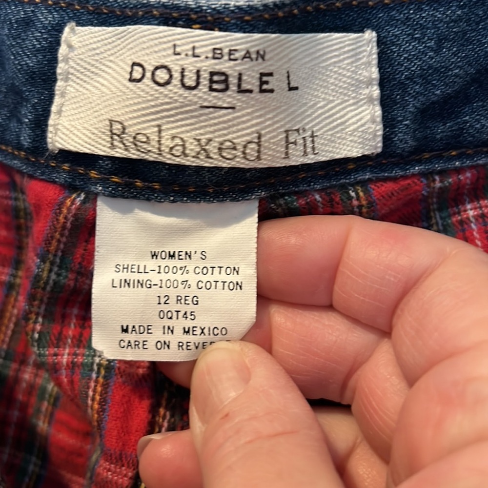 L.L. Bean Women's Lined Relaxed Fit Jeans - Picture 2 of 5